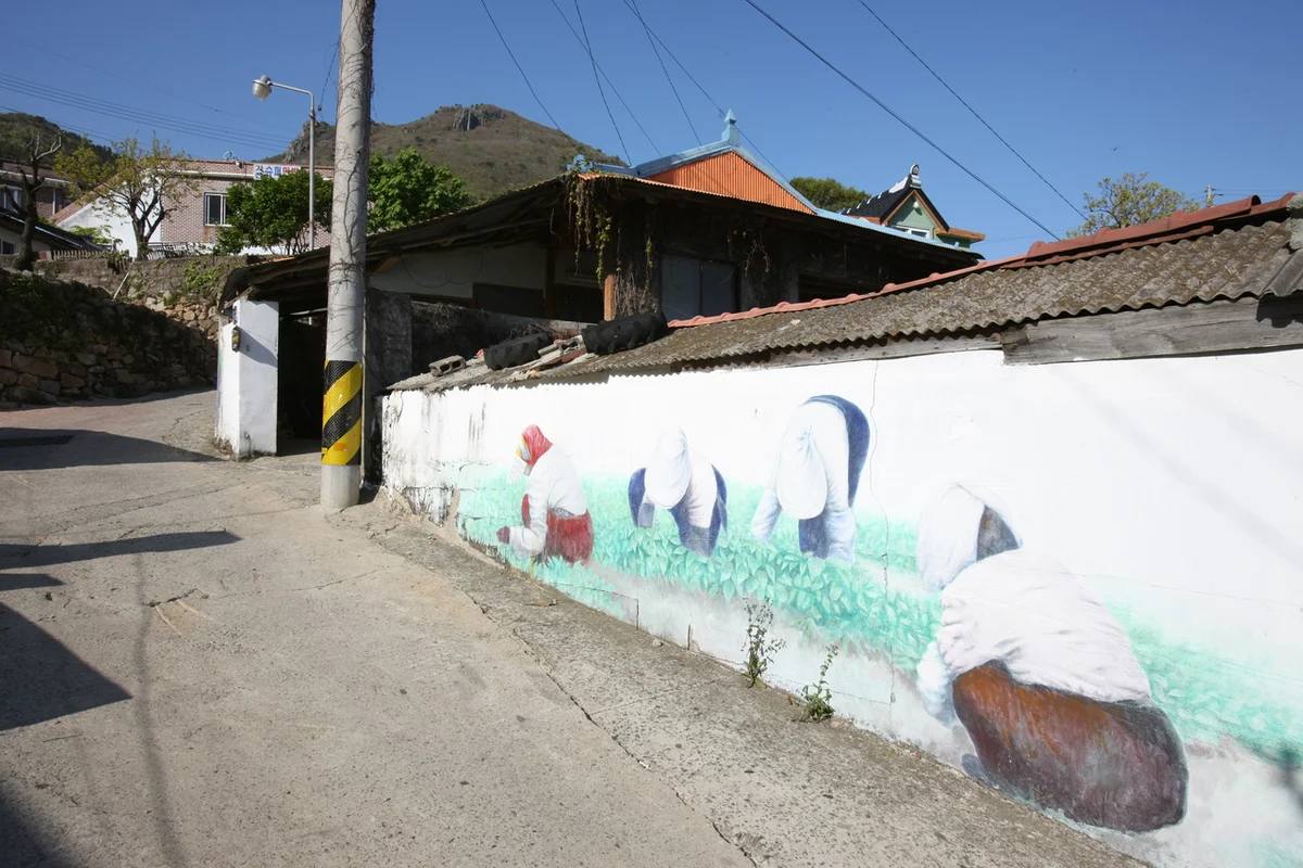 다랭이마을 가족여행 (출처 : 한국관광공사)