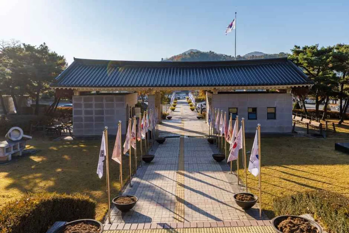 안성 글램핑: 럭셔리 안성M글램핑카라반 - 안성글램핑 여행