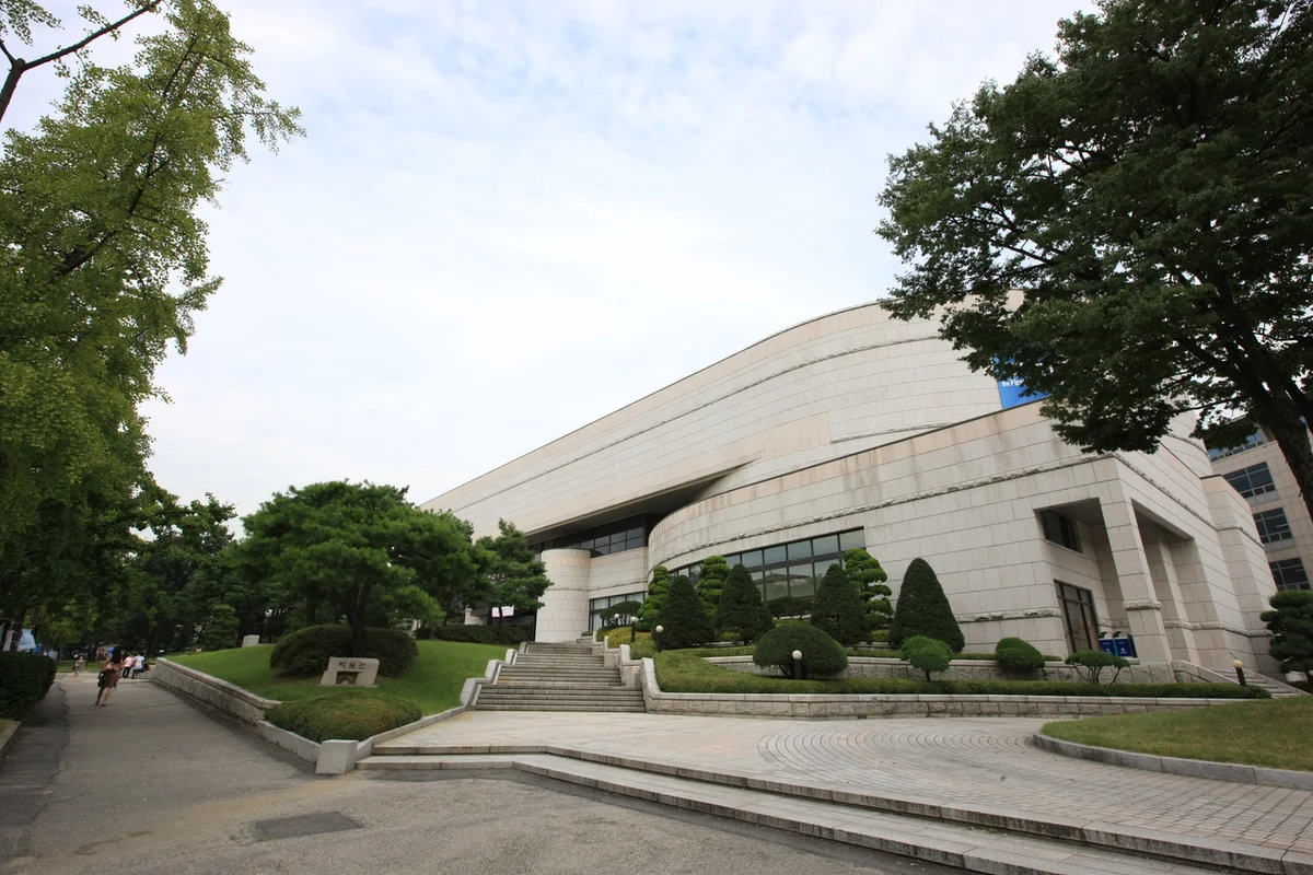 신촌 박물관 (출처 : 한국관광공사)