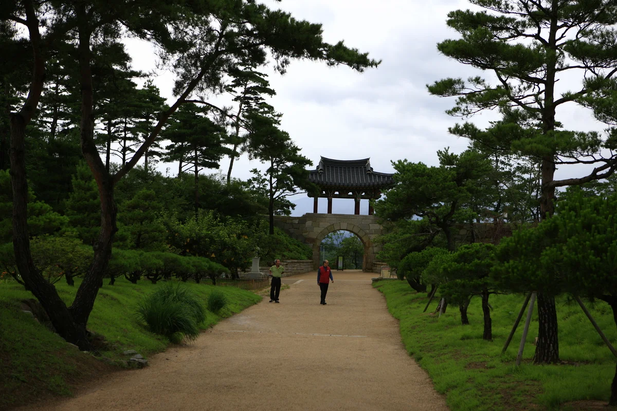 홍예문 - 신포동 여행