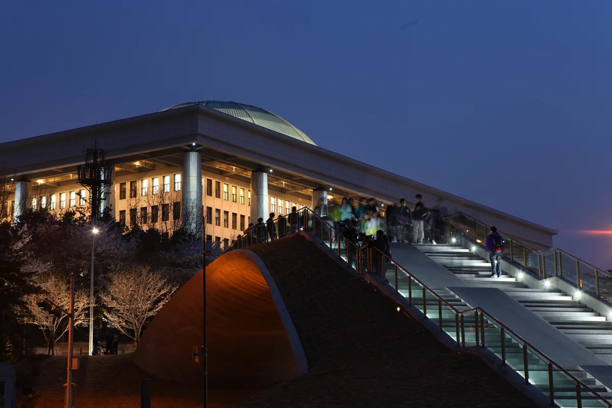 여의도 숙소 선택의 폭: 주요 호텔 소개 - 여의도 여행