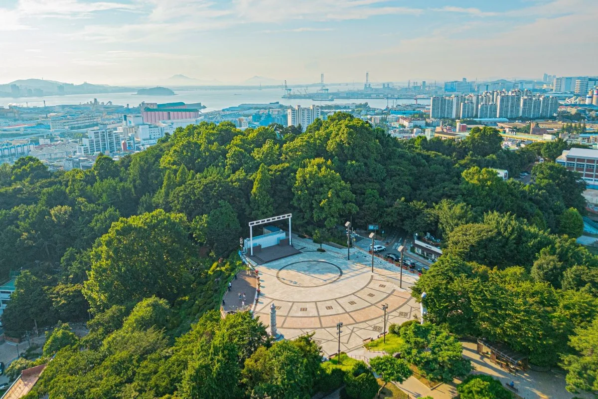 자유공원 - 신포동당일치기 여행