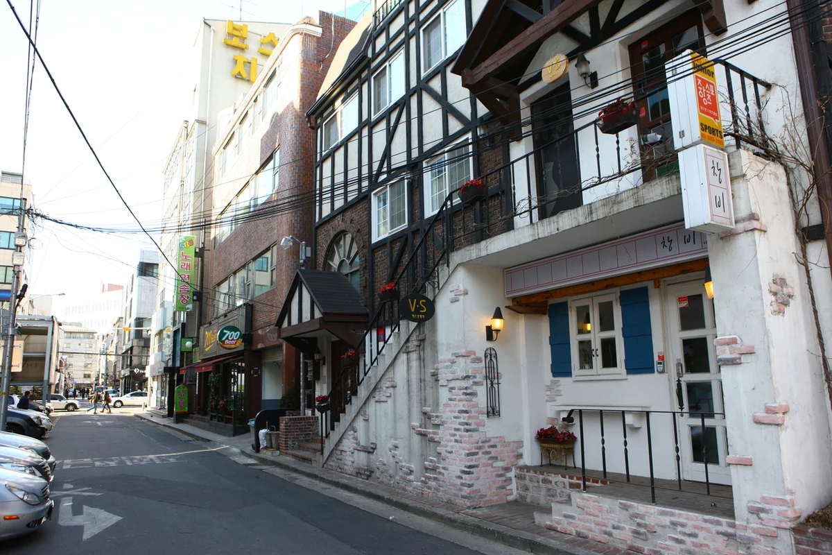 서래마을카페거리 - 서래마을 여행