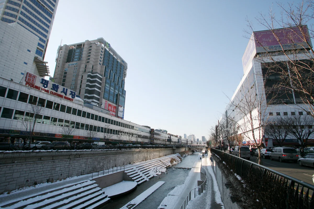 청계천 가는법 (출처 : 한국관광공사)