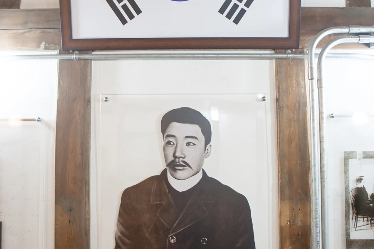 군산 근대미술관 (구 일본 18은행 군산지점) - 군산여행 여행