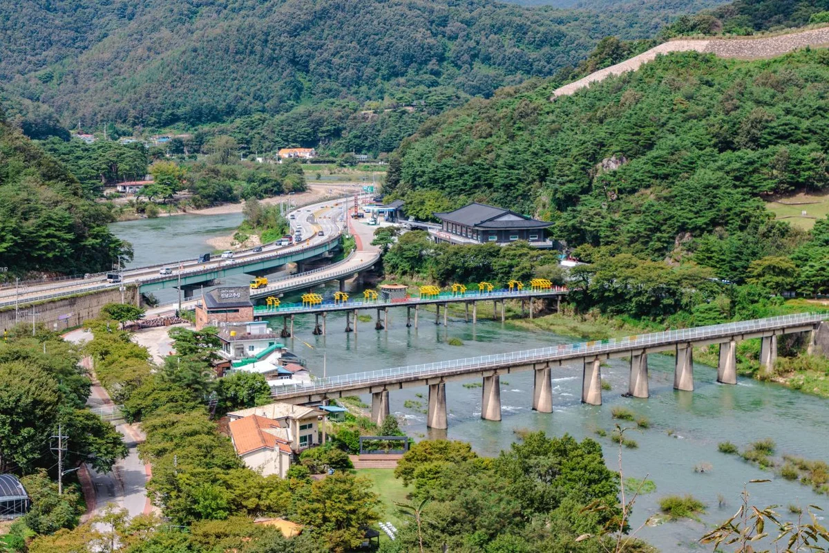 문경새재도립공원야외공연장 - 문경시 여행